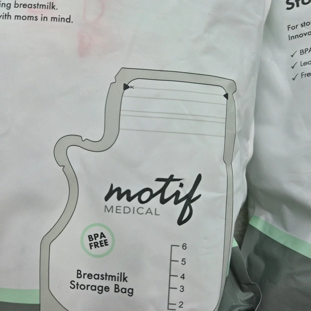 Lot of 2 Motif Medical Breastmilk Storage Bags 8 oz 100 Count BPA Free 200 Bags